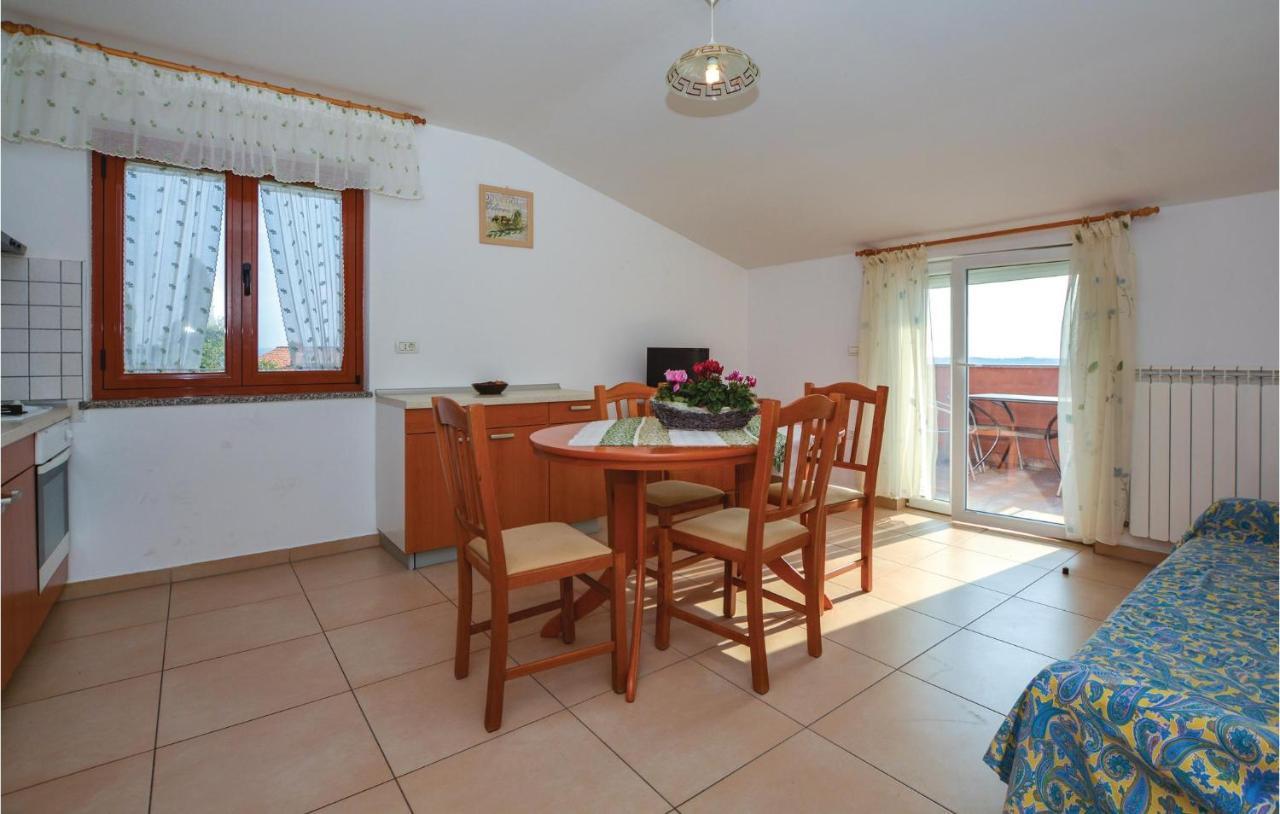 2 Bedroom Amazing Apartment In Portorož Dış mekan fotoğraf